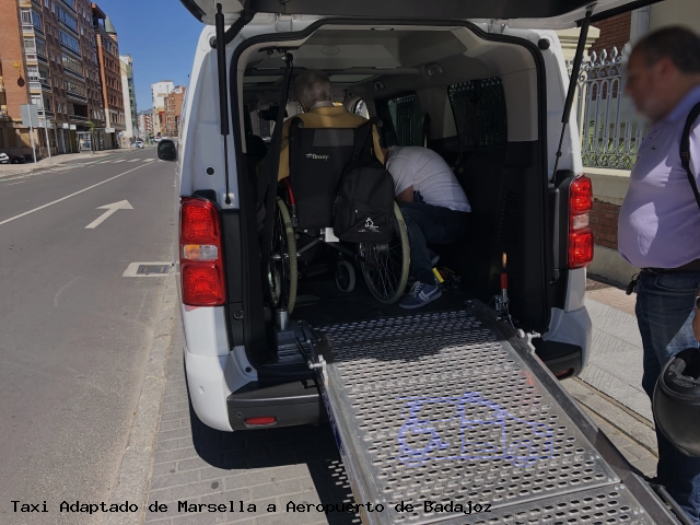 Taxi accesible de Aeropuerto de Badajoz a Marsella